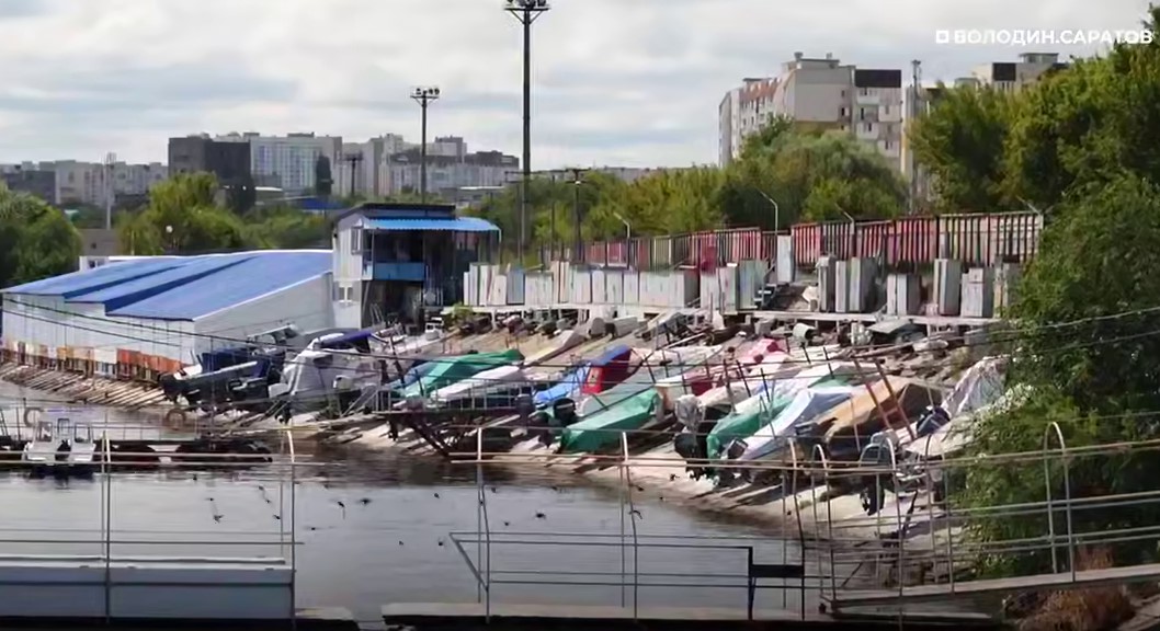 Лодочные базы из Улешей перенесут из-за третьего пляжа в Саратове Лодочные базы из Улешей перенесут из-за третьего пляжа в Саратове